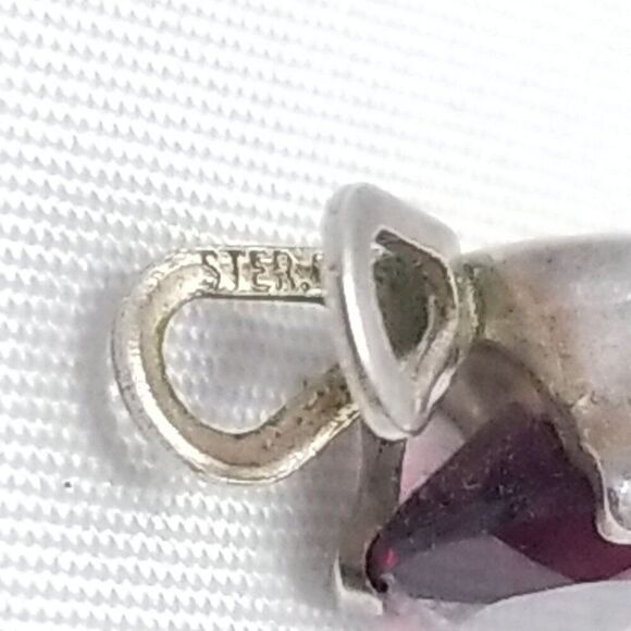 Vintage Sterling Silver Dark Pink Oval Rhinestone Pendant Charm, Small Estate - Picture 4 of 7